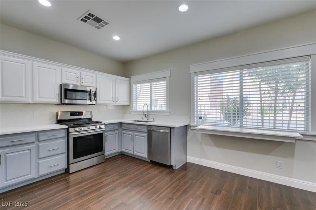 6343 Pebblecreek Lodge, Las Vegas, NV 89148