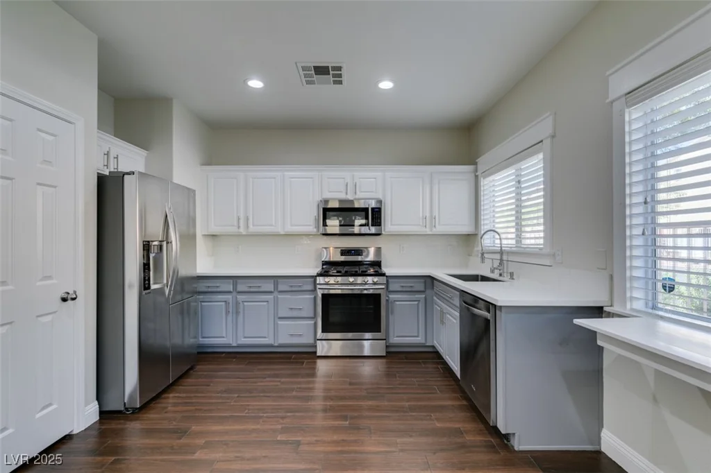 6343 Pebblecreek Lodge, Las Vegas, NV 89148
