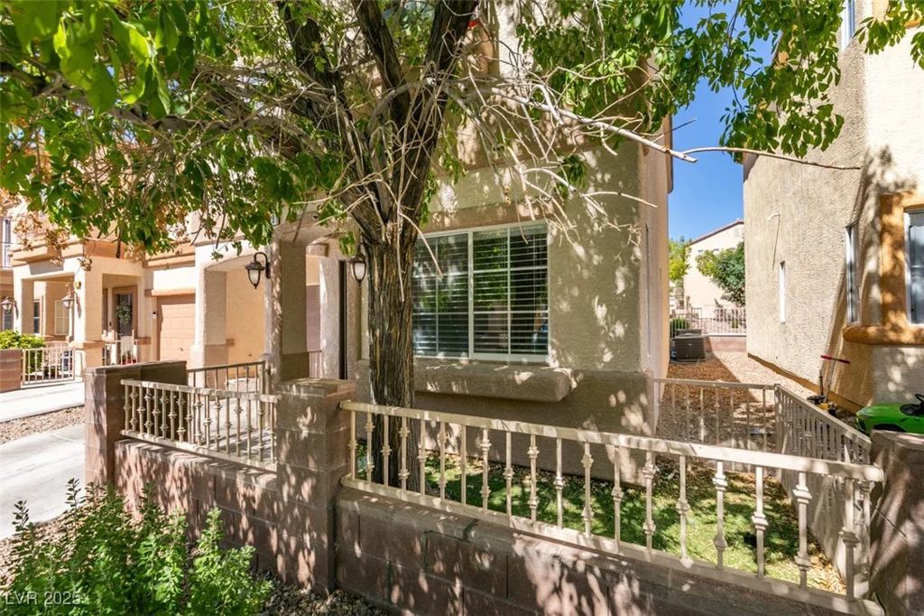 6343 Pebblecreek Lodge, Las Vegas, NV 89148