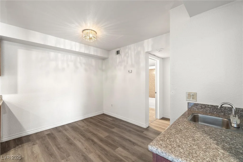 2606 Durango, Las Vegas, NV 89117