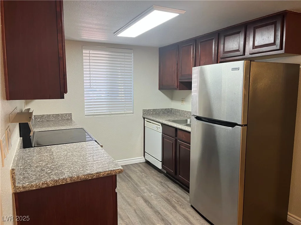 5260 River Glen, Las Vegas, NV 89103