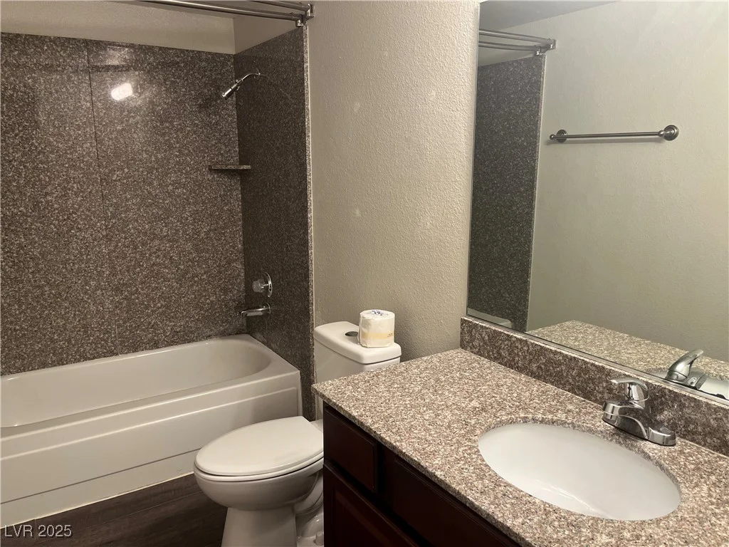 5260 River Glen, Las Vegas, NV 89103
