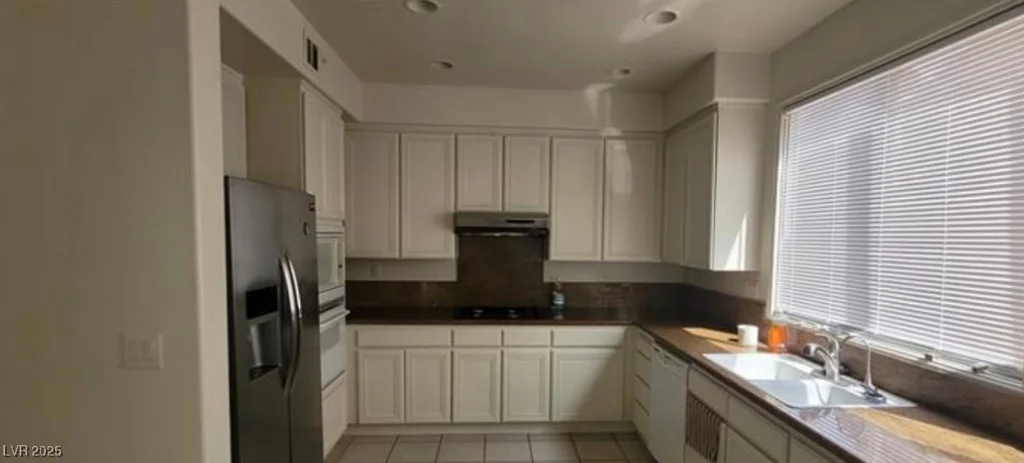 4774 Willow Glen, Las Vegas, NV 89147