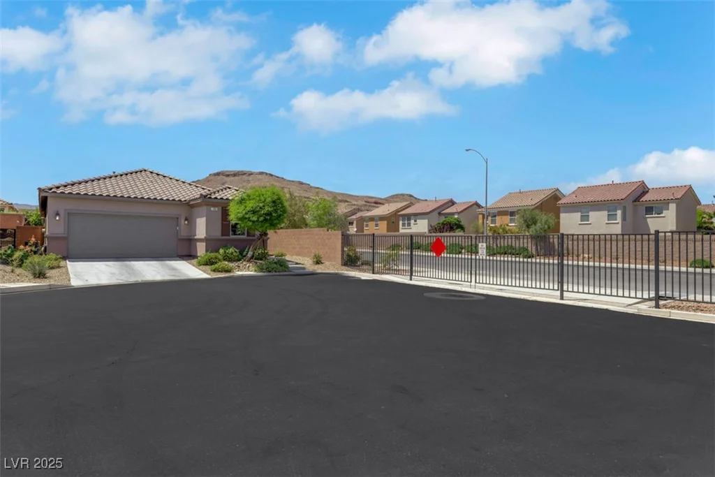 703 Shiva, Las Vegas, NV 89178