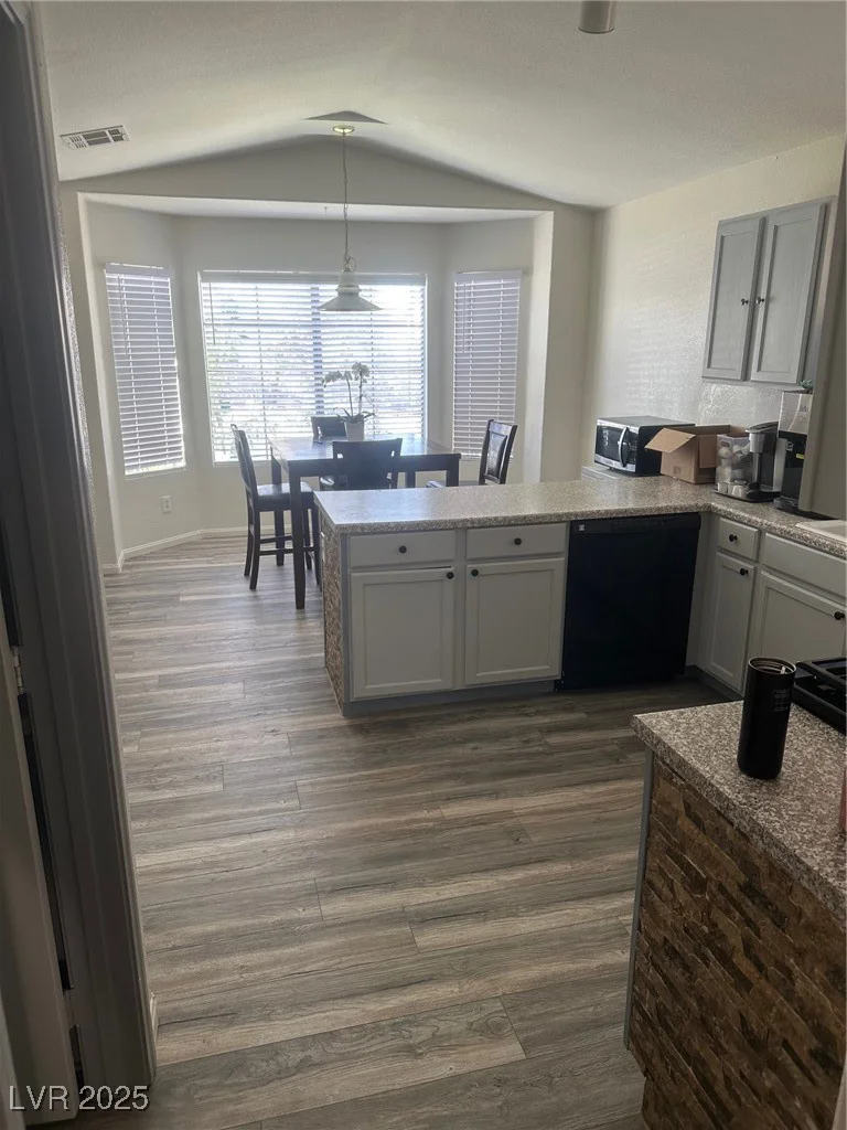 4529 Gracemont, Las Vegas, NV 89139