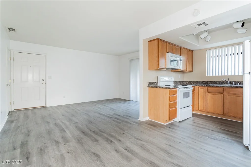 7300 Pirates Cove, Las Vegas, NV 89145