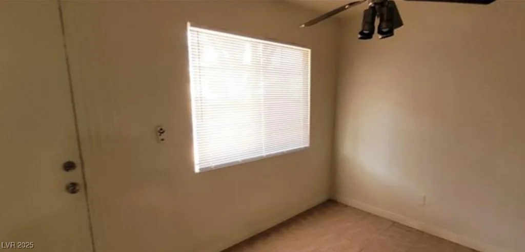 2501 Charleville, Las Vegas, NV 89106
