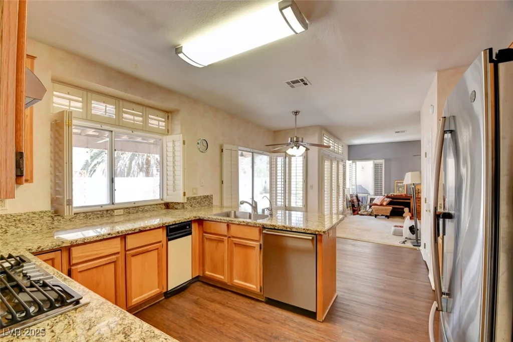 7624 Nocturne, Las Vegas, NV 89128