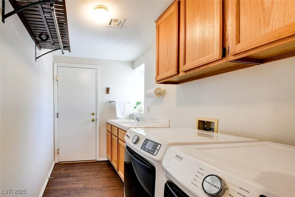 7624 Nocturne, Las Vegas, NV 89128