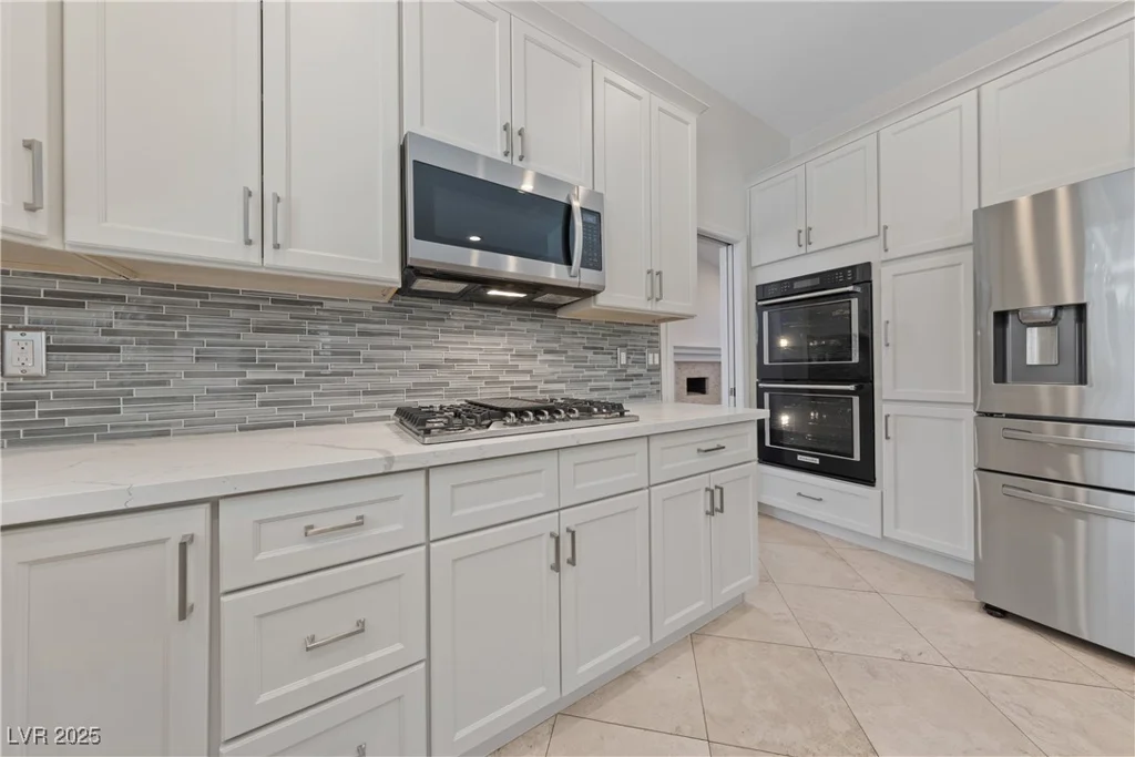 2113 Waterbury, Las Vegas, NV 89134