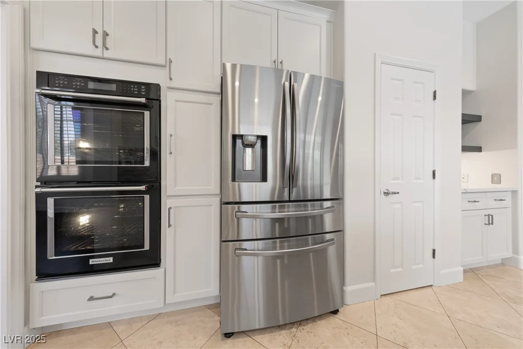 2113 Waterbury, Las Vegas, NV 89134
