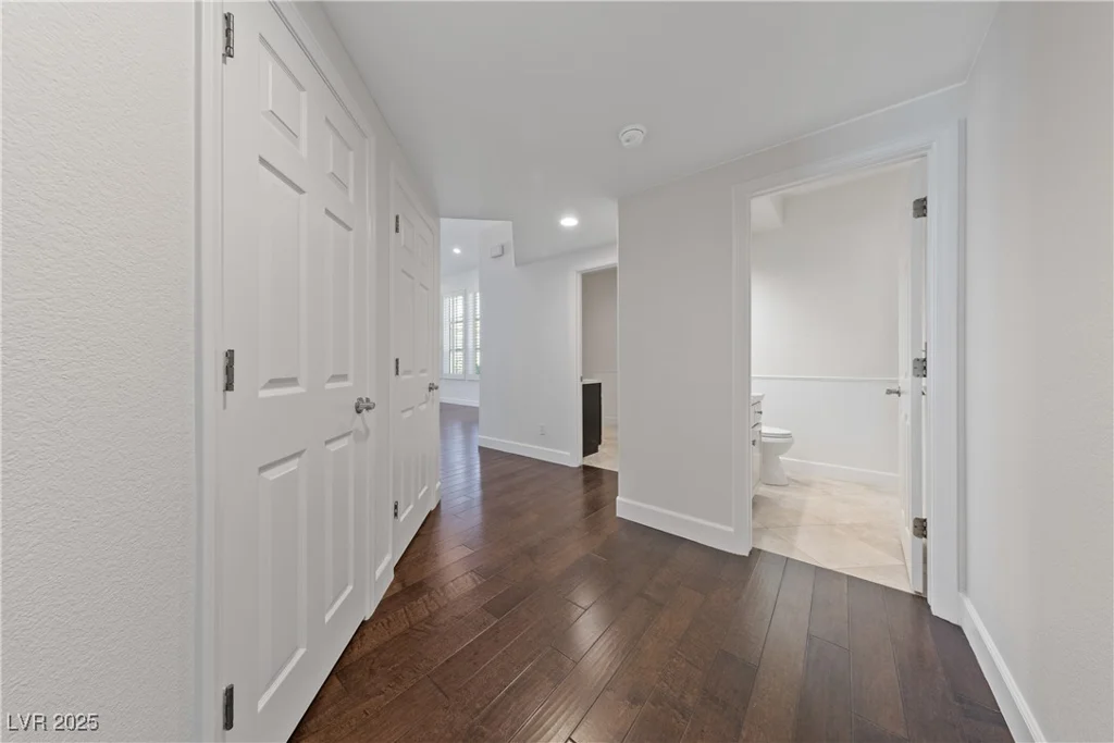 2113 Waterbury, Las Vegas, NV 89134