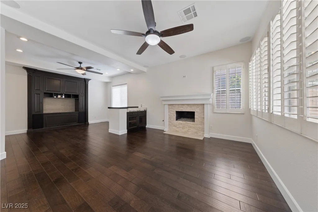 2113 Waterbury, Las Vegas, NV 89134
