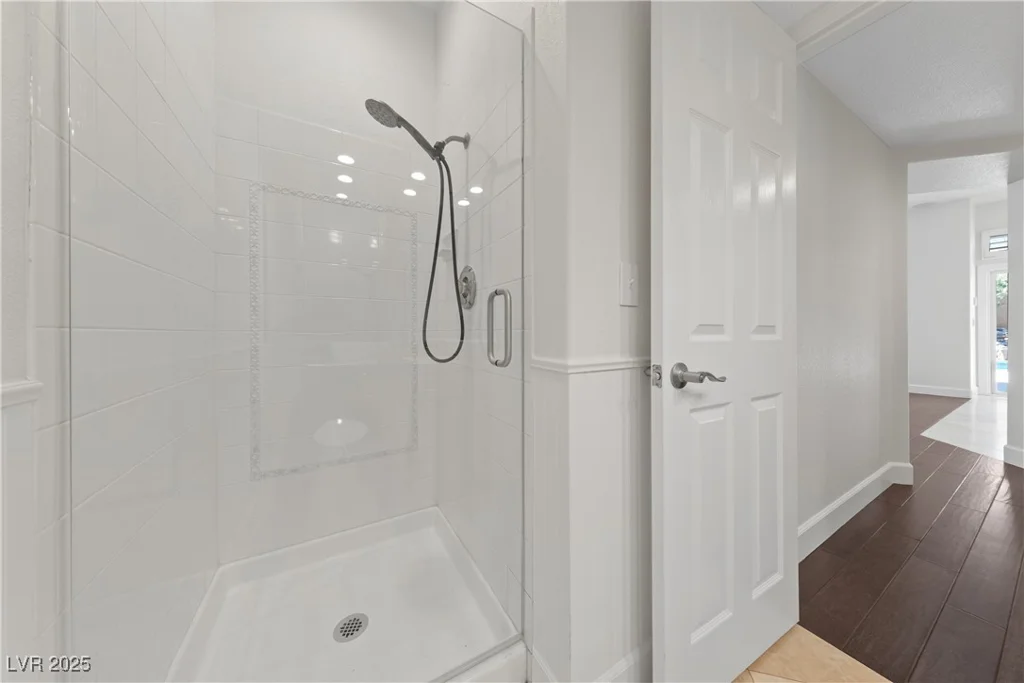 2113 Waterbury, Las Vegas, NV 89134