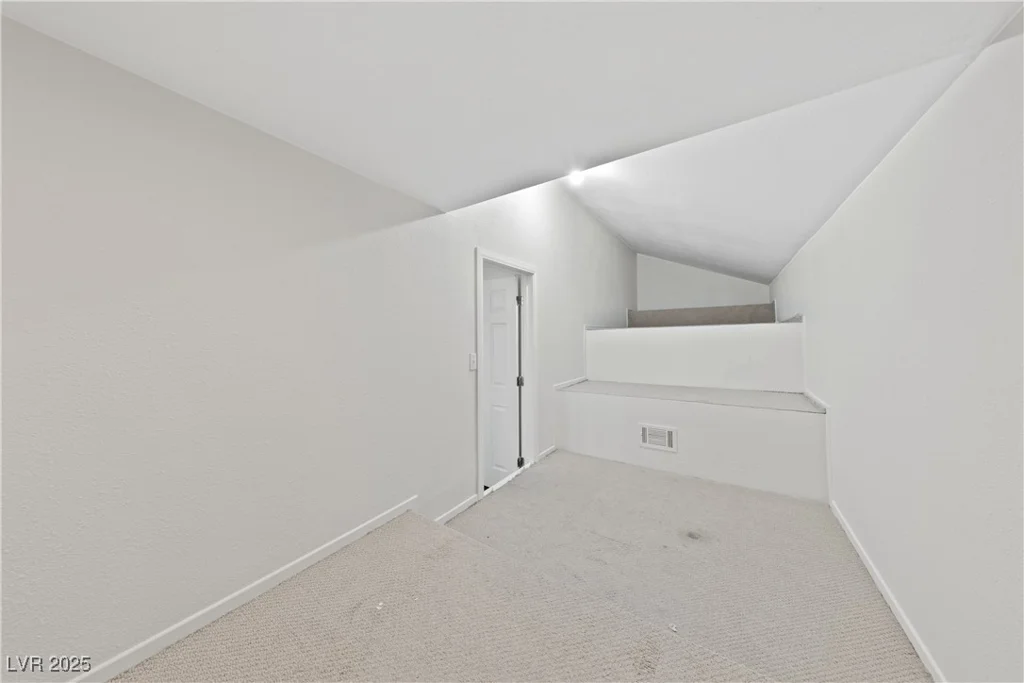 2113 Waterbury, Las Vegas, NV 89134