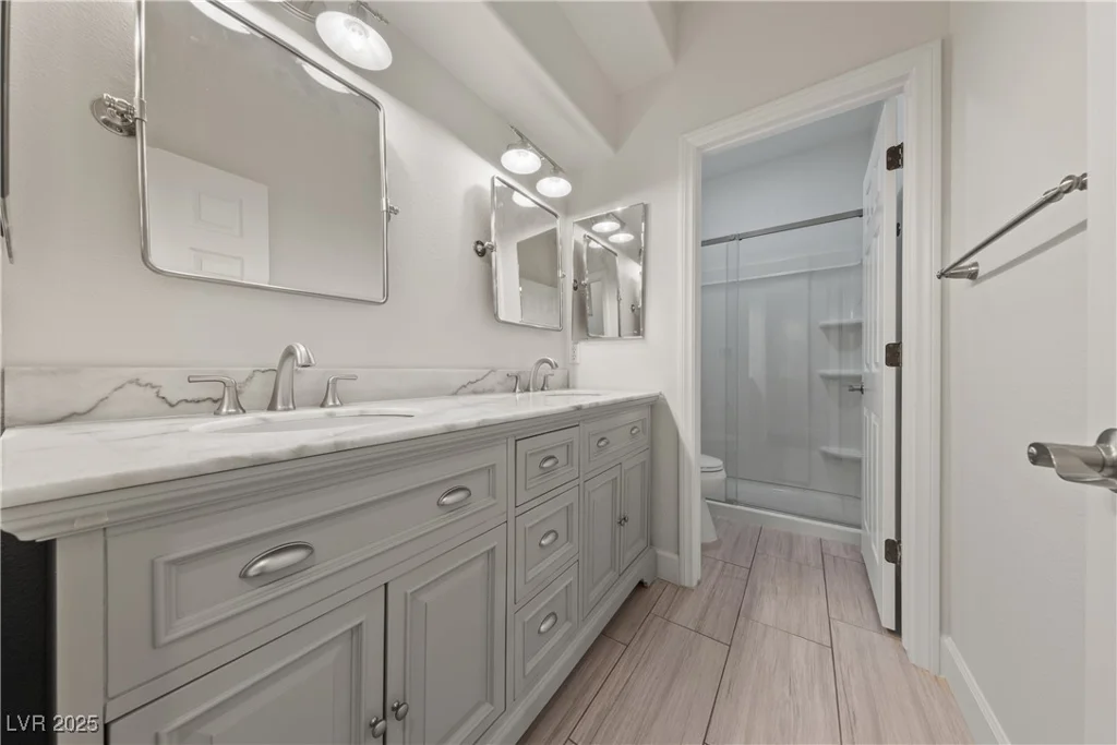 2113 Waterbury, Las Vegas, NV 89134