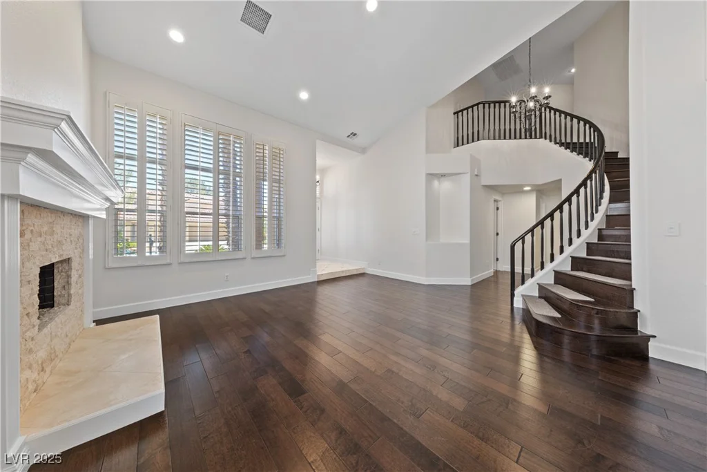 2113 Waterbury, Las Vegas, NV 89134