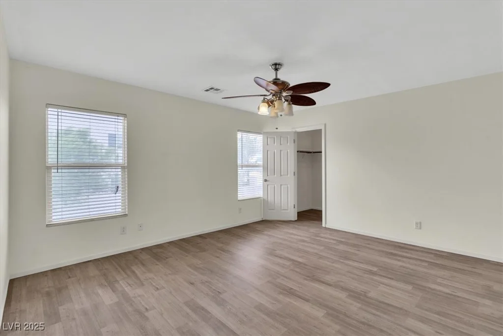 8117 Peach Flare, Las Vegas, NV 89143