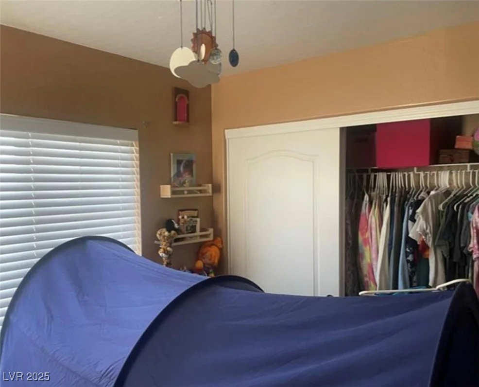 10425 Scotch Elm, Las Vegas, NV 89166