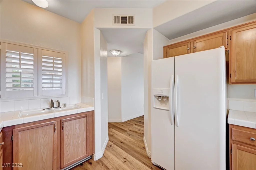 1050 Cactus, Las Vegas, NV 89183