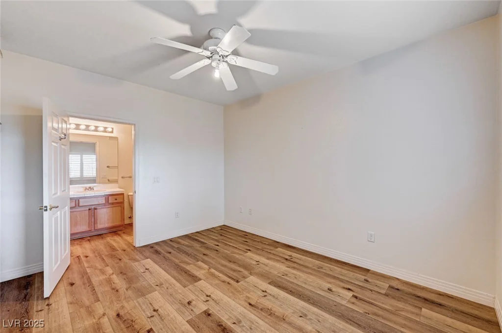 1050 Cactus, Las Vegas, NV 89183