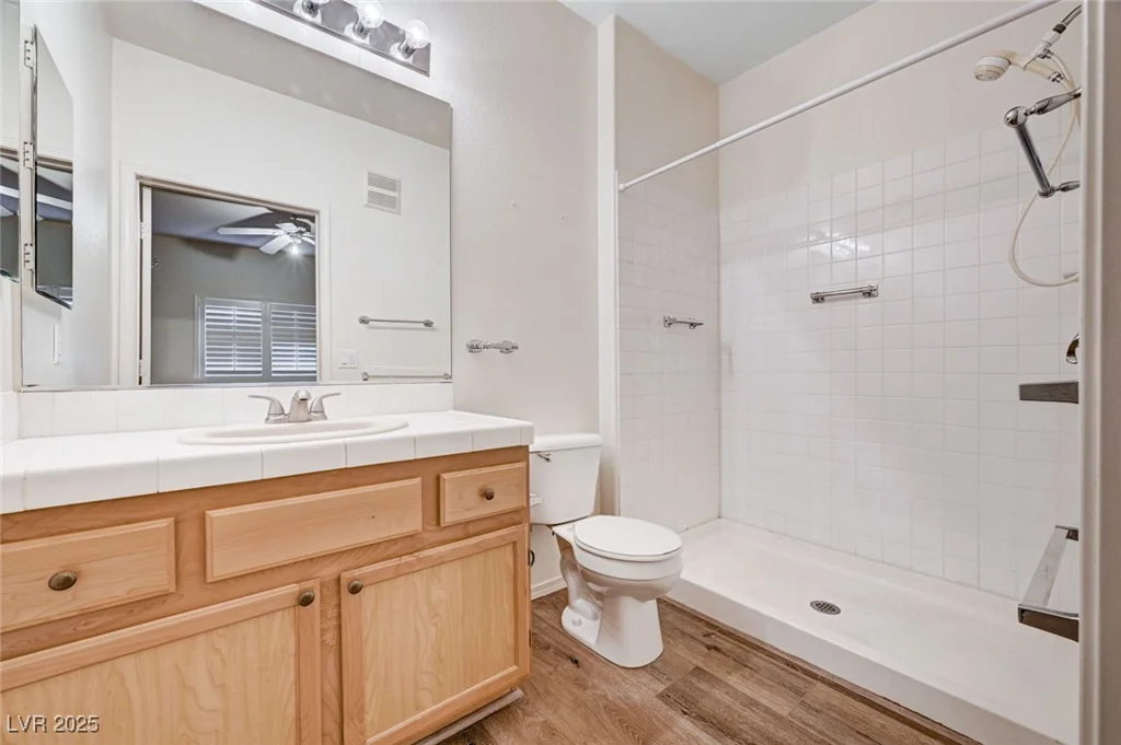 1050 Cactus, Las Vegas, NV 89183