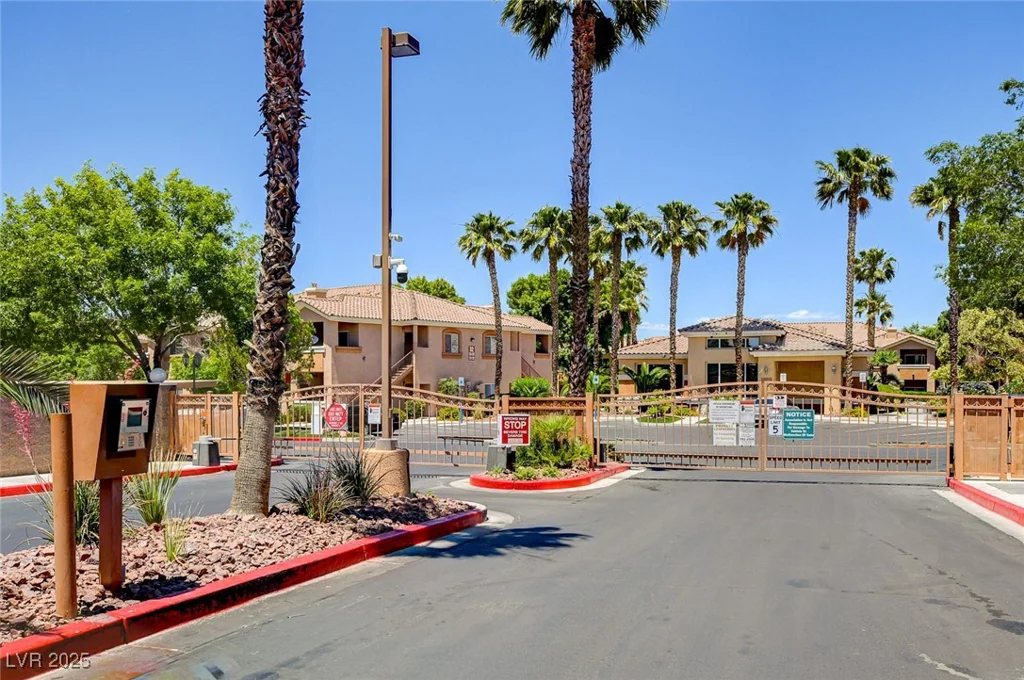 1050 Cactus, Las Vegas, NV 89183