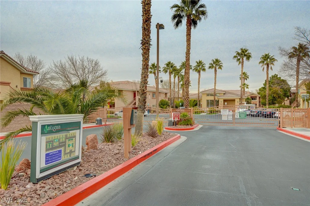 1050 Cactus, Las Vegas, NV 89183