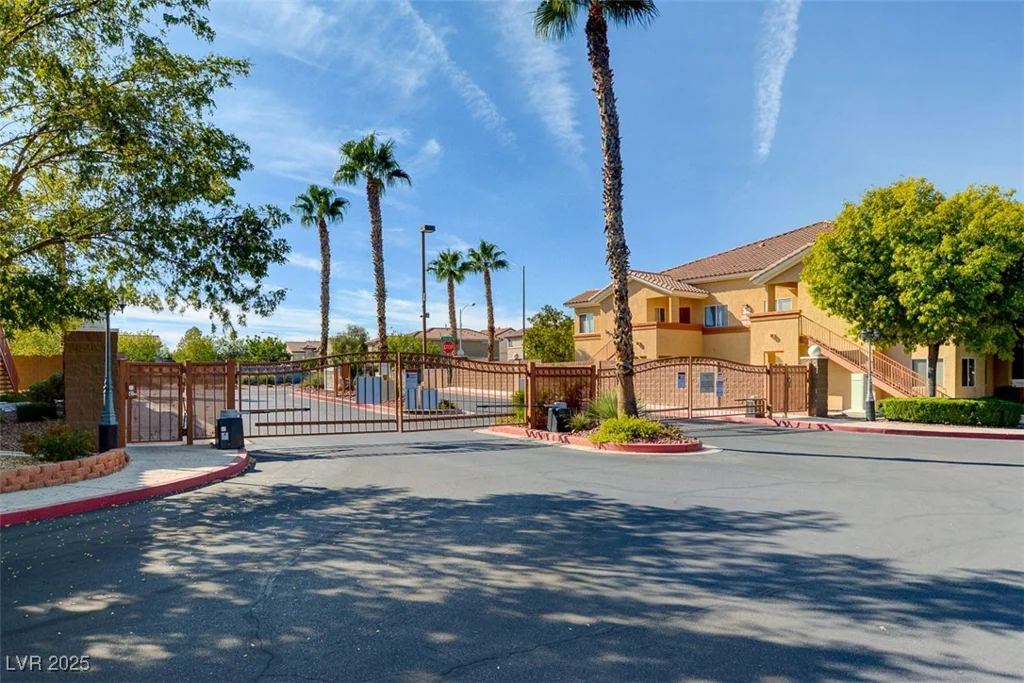 1050 Cactus, Las Vegas, NV 89183