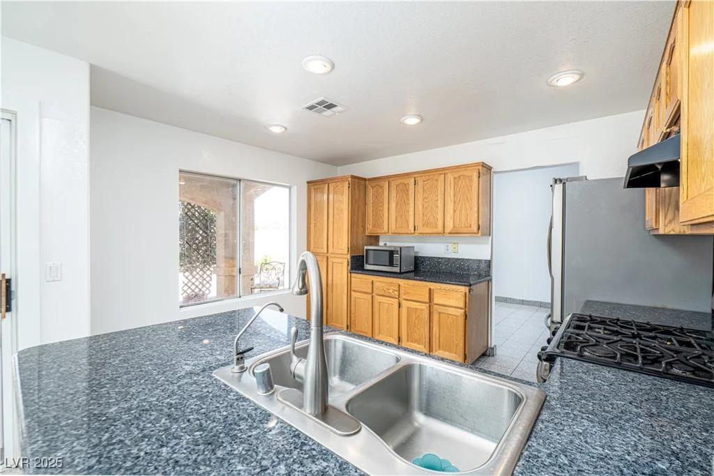 2406 Pebble Springs, Henderson, NV 89074