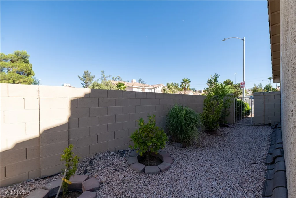 2406 Pebble Springs, Henderson, NV 89074