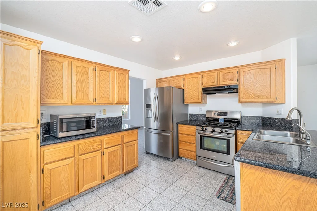 2406 Pebble Springs, Henderson, NV 89074