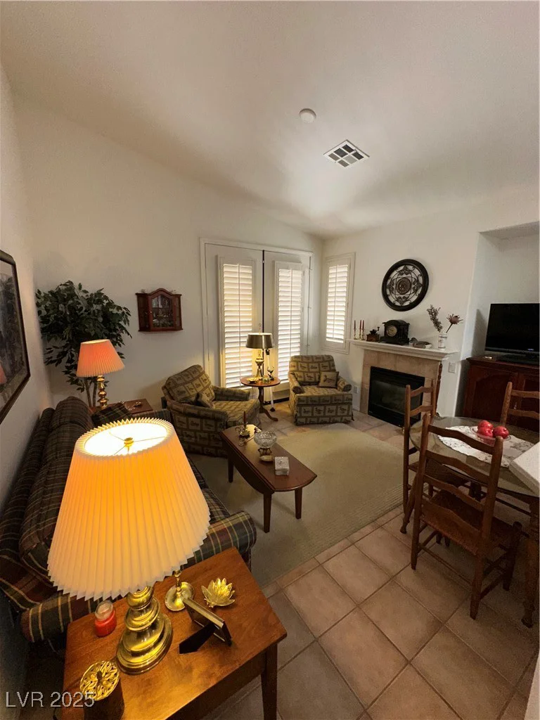 9854 Canterbury Creek, Las Vegas, NV 89183