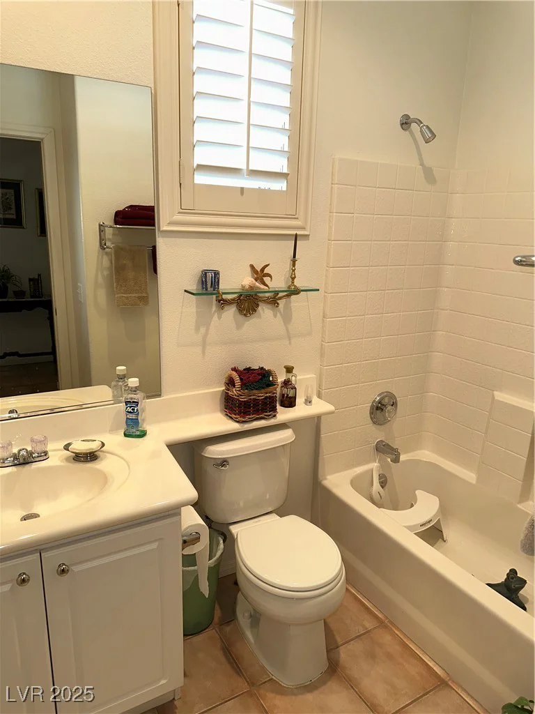 9854 Canterbury Creek, Las Vegas, NV 89183