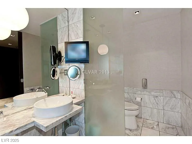 4381 Flamingo, Las Vegas, NV 89103
