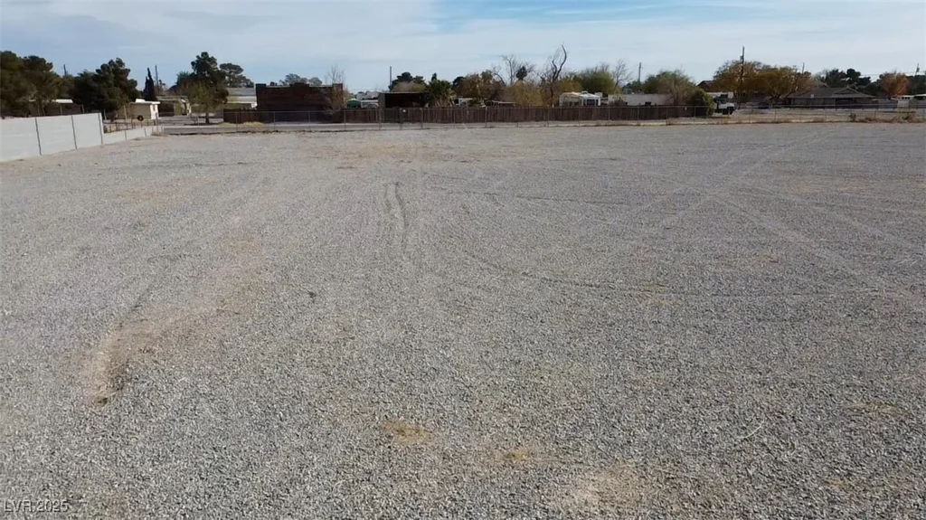 6400 El Campo Grande, Las Vegas, NV 89130