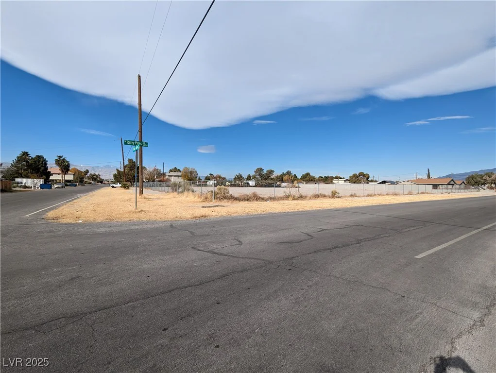 6400 El Campo Grande, Las Vegas, NV 89130