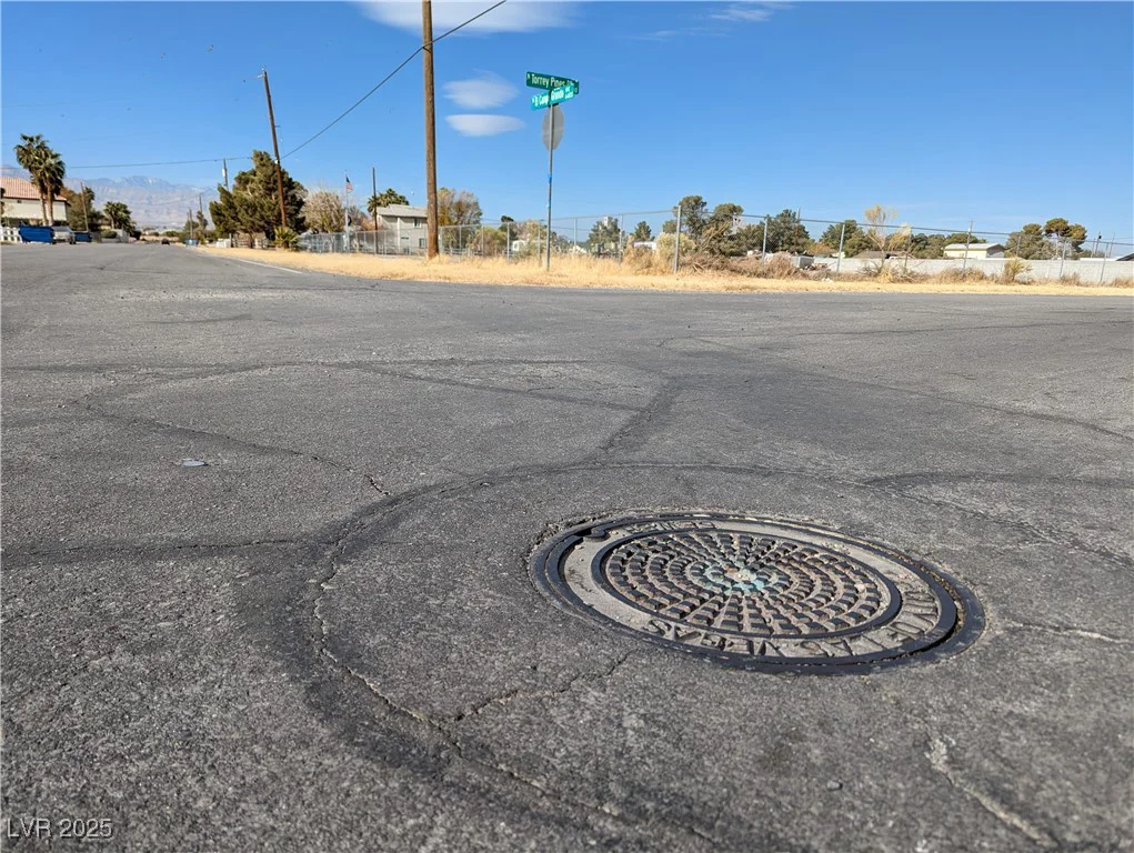 6400 El Campo Grande, Las Vegas, NV 89130