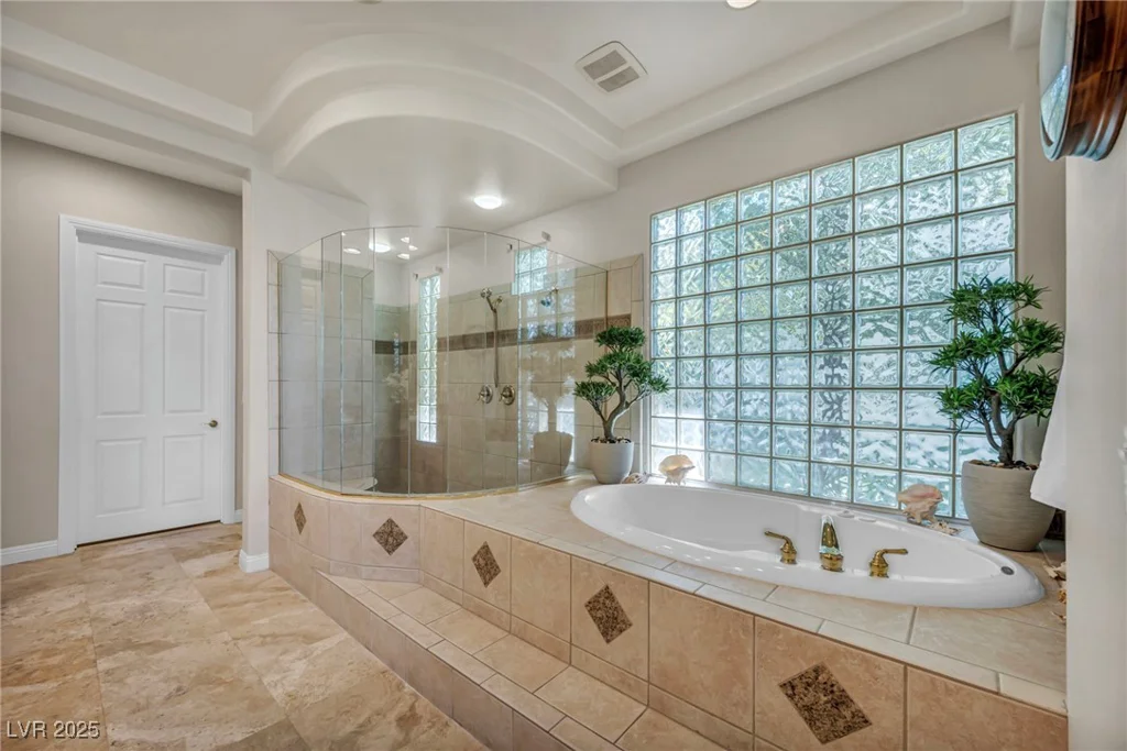 9900 Alegria, Las Vegas, NV 89144