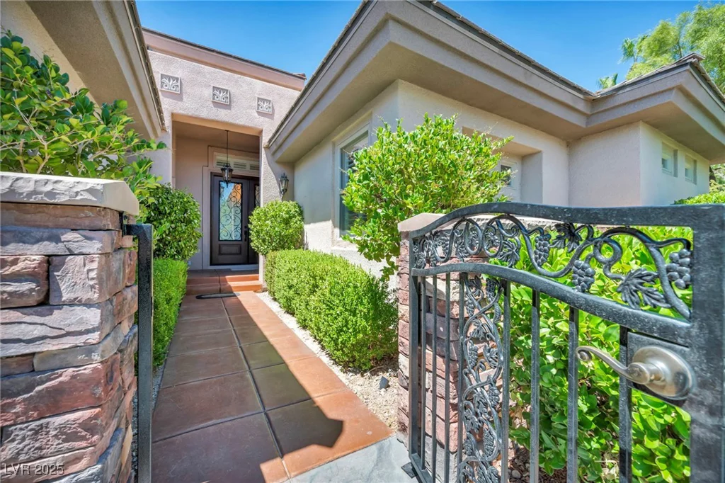 9900 Alegria, Las Vegas, NV 89144