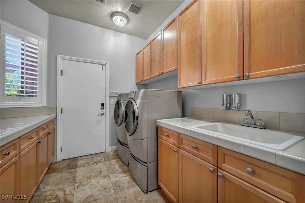 9900 Alegria, Las Vegas, NV 89144