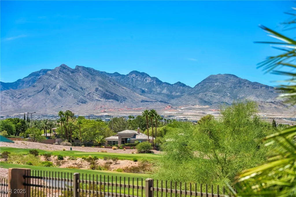 9900 Alegria, Las Vegas, NV 89144