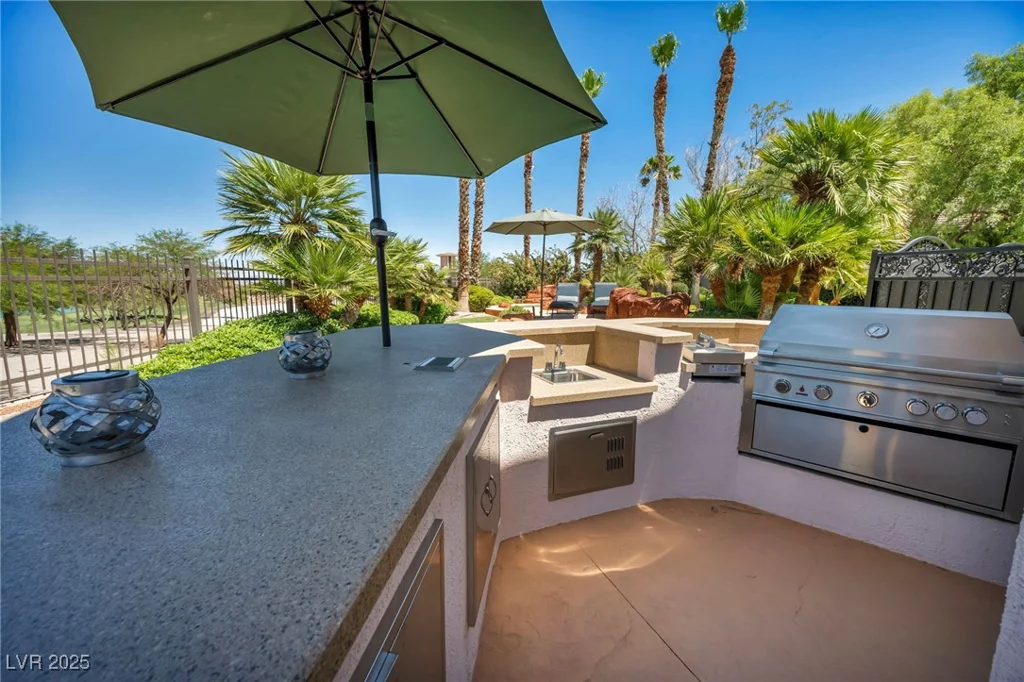 9900 Alegria, Las Vegas, NV 89144