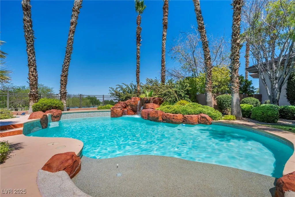 9900 Alegria, Las Vegas, NV 89144
