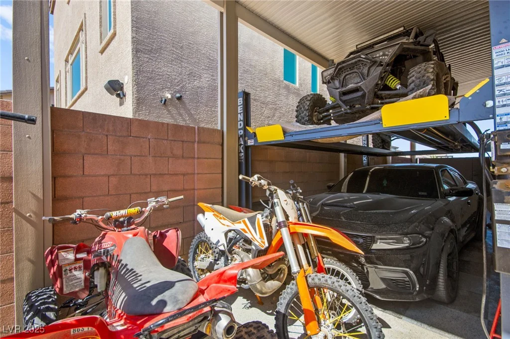 8955 Ruby Moon, Las Vegas, NV 89139