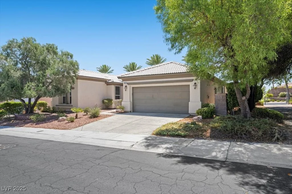 10623 Riva De Fiore, Las Vegas, NV 89135