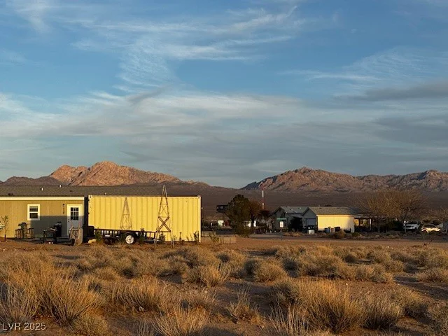 9668 Kinner, Cal Nev Ari, NV 89039
