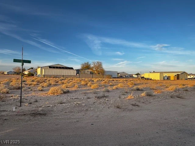 9668 Kinner, Cal Nev Ari, NV 89039