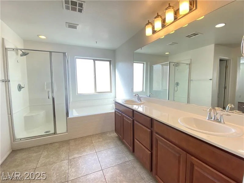 5513 Silent Springs, Las Vegas, NV 89122