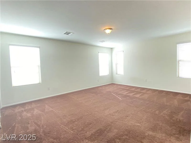 5513 Silent Springs, Las Vegas, NV 89122